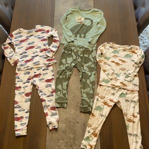Boys 2T Pajamas
